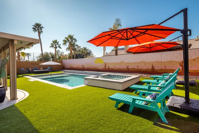 Spacious Yard, Sparkling Pool & Spa, Firepit, 9beds! - Image 1