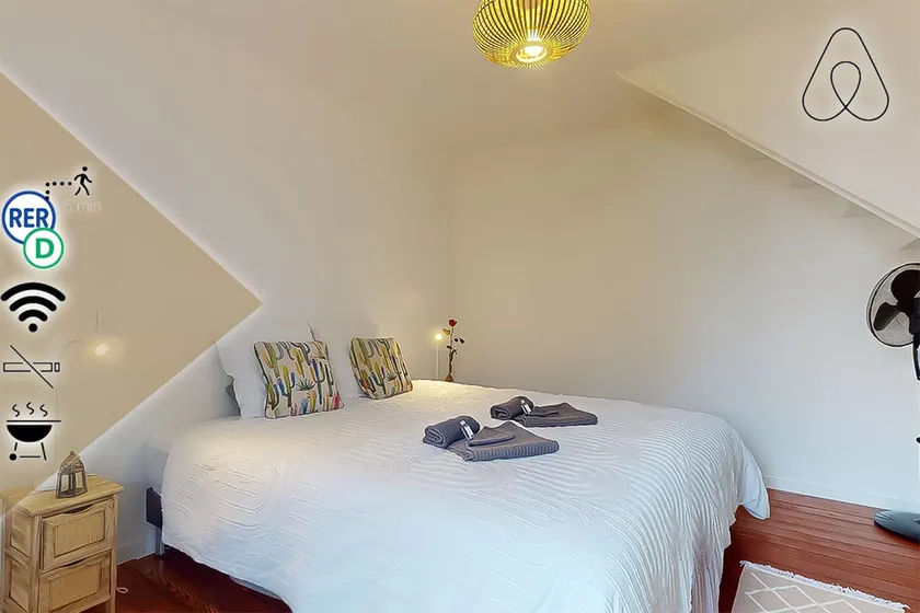 Townhouse near Station-Terrace-WIFI - Image 1