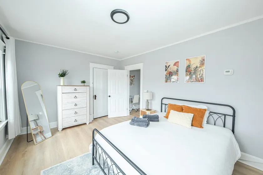 1-BR Modern Cincinnati Retreat w/ Parking - Image 1