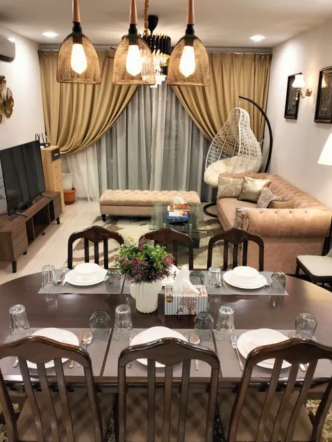 MH Homestay 3R2B Condo very near to KLCC, Free Wi-Fi, Netflix & Parking - Image 1