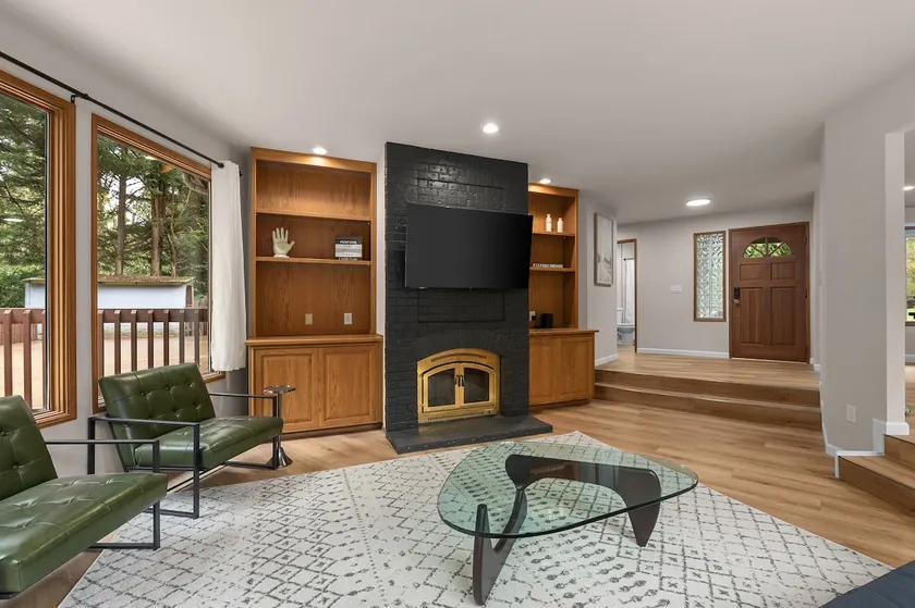 Luxury Issaquah Retreat, 6 Beds Sleeps 10, Family+ - Image 1