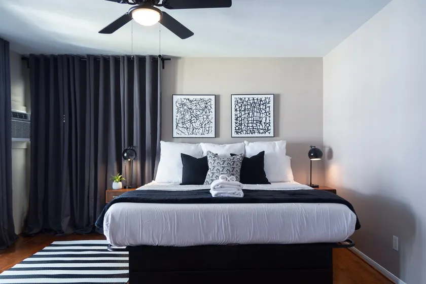 3BR The Montrose Collective B2, Walk to Food & Fun - Image 1