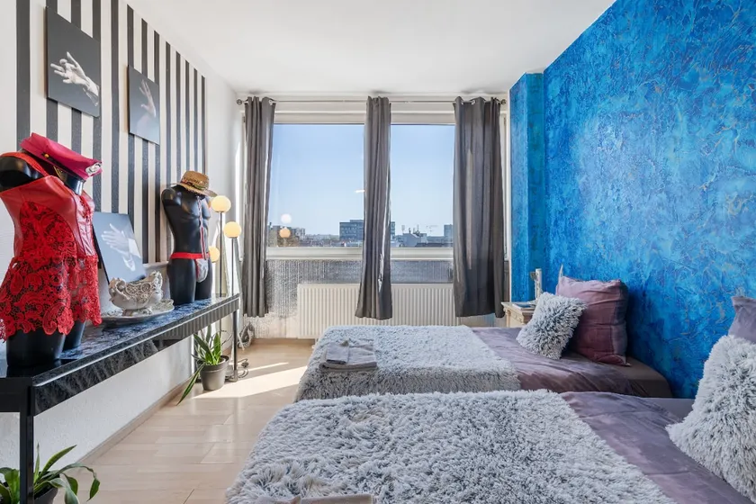 Party house to hang out: as wild as Berlin - Image 1
