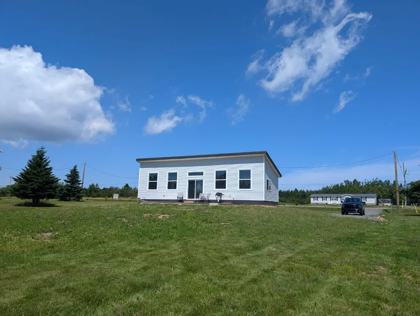 Fox Harbour Cottage - Image 1