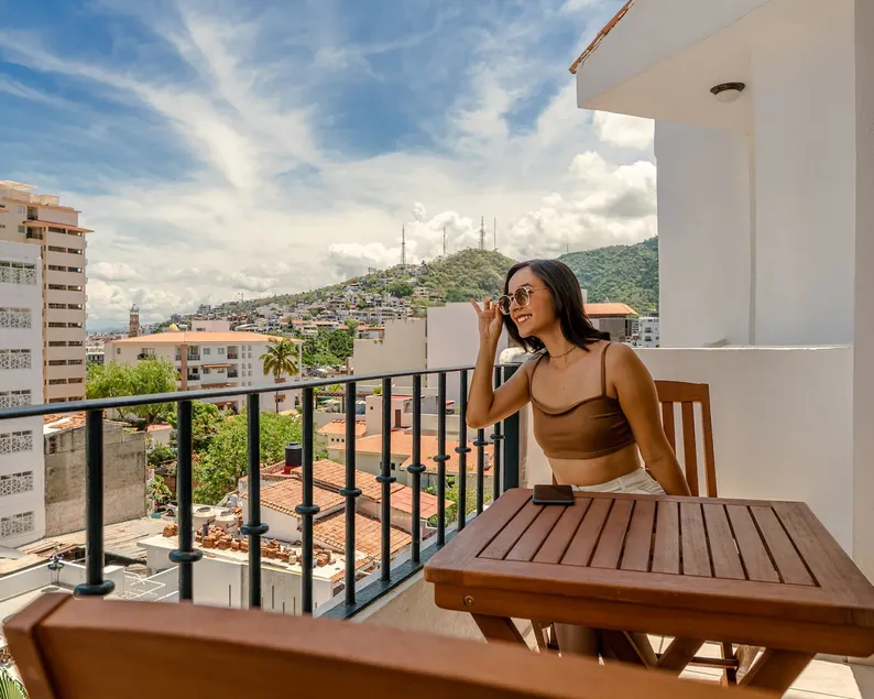 Hotel Gaviota Vallarta - Image 1