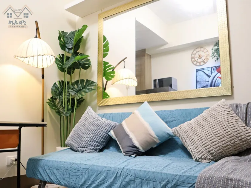 Cozy Vibrant Staycation Netflix Wifi Mandaluyong - Image 1