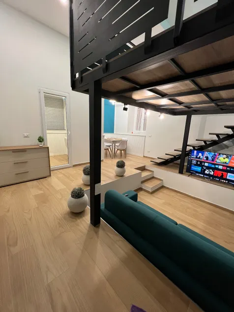 Da Lello: Luxury Loft strategico - Image 1