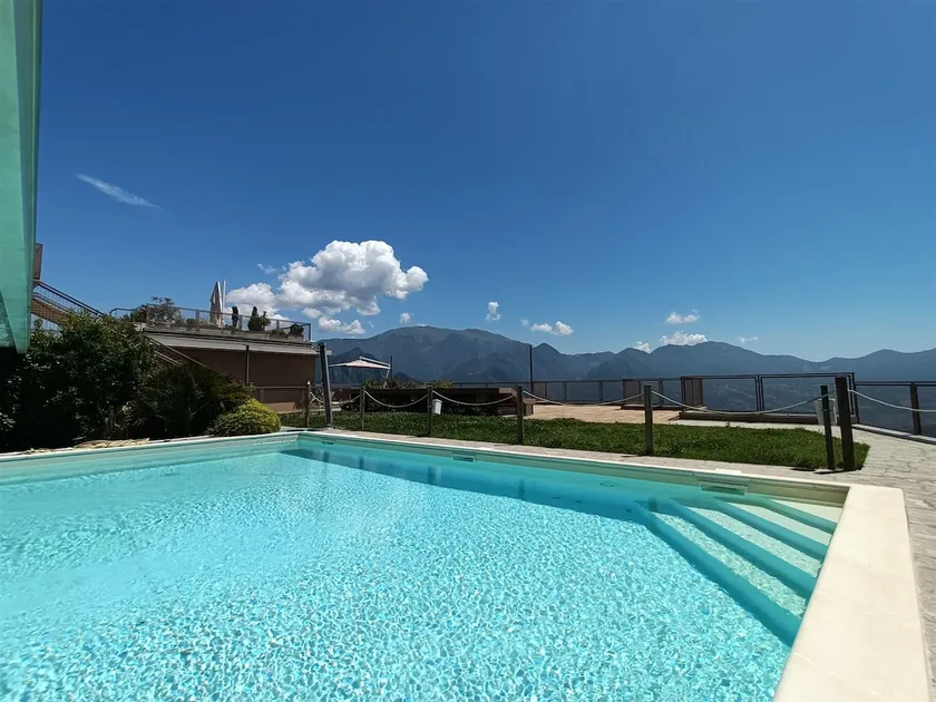 IseoLakeRental - Panorama House - Image 1