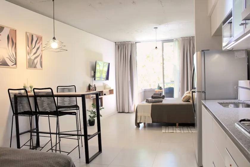 Brand new apartment in Adrogue, Premium 2 pax - Image 1