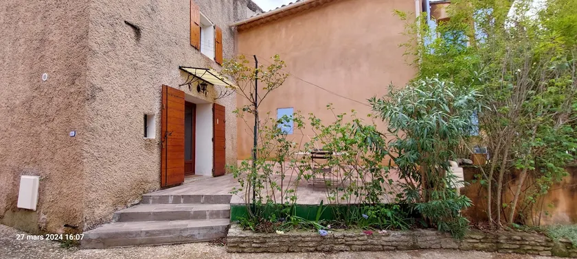 Nice hamlet house - Image 1