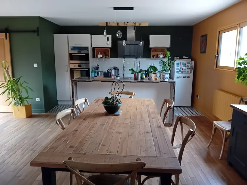 Spacious and comfortable home. - Image 1