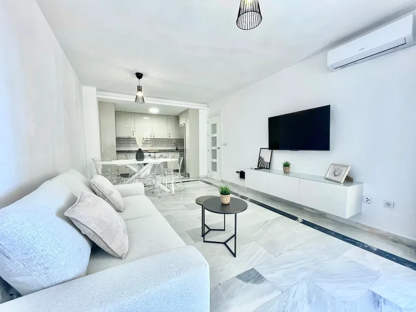 LaFrenchTouch - Beachfront with terrace - Image 1