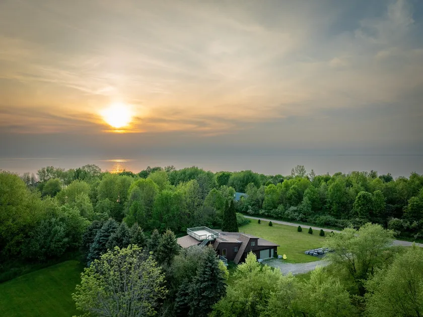 A+ Country Getaway | Rooftop Deck | Pet Friendly - Image 1