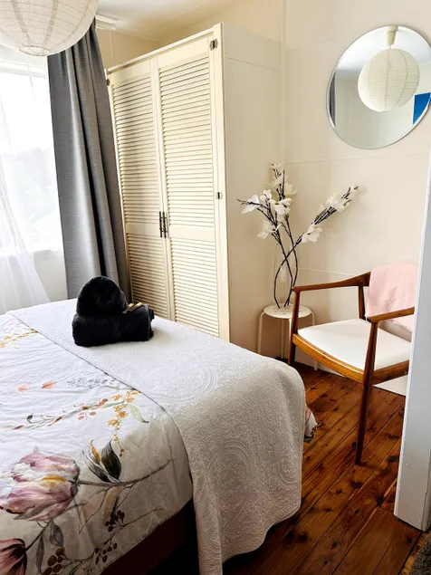 Magnolia Cottage – group, family & pet friendly. - Image 1