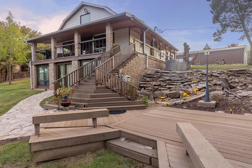 Veale Creek Retreat on PK - Image 1