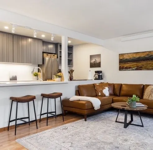 Indian Paintbrush condo - Image 1