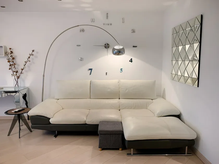 Park Avenue-Bright three-room apartment in Assago - Image 1