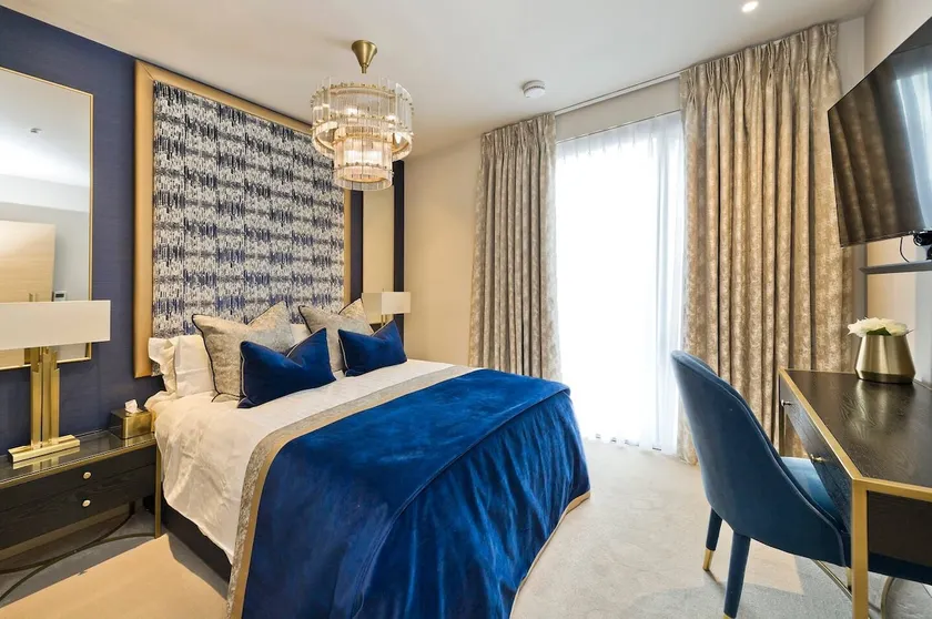 Luxurious 3-bed Apartment in London - Image 1