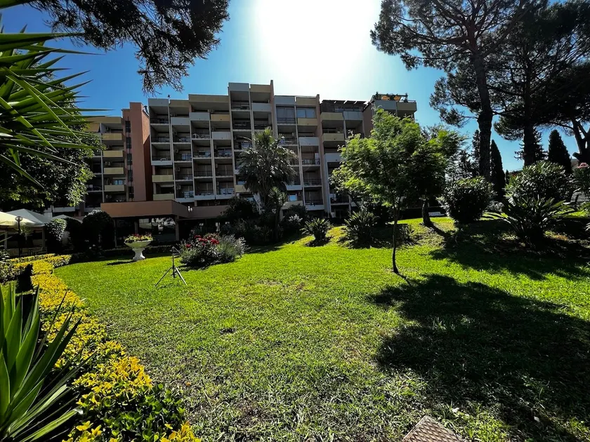 New apartment in residence near Vatican - Image 1