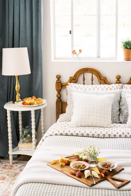The Cabinette: Cozy suite 15 min to the beach! - Image 1