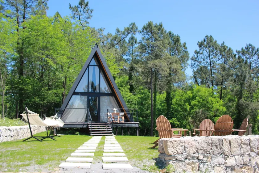 Vintage Cabin - Image 1