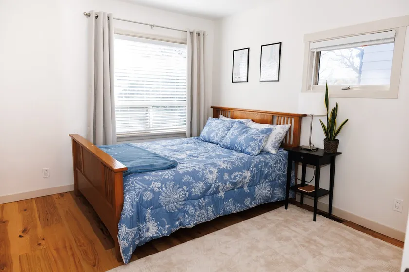 The Rowcliffe Retreat | Separate Entry Near DT - Image 1