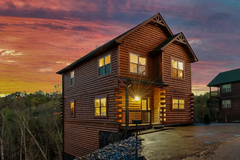 Family Theater | VIEWS | Game Room | Hot Tub | NEW - Image 1