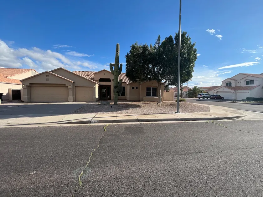 ”Beautiful Mesa AZ Home” - Image 1