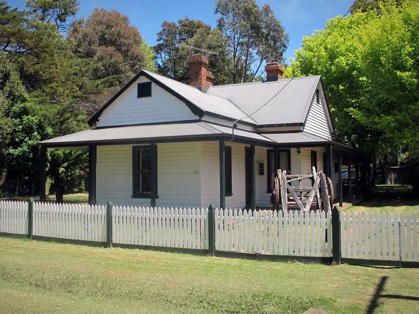 Lynden Cottage - construido en 1884 en el corazón de Trentham - Image 1