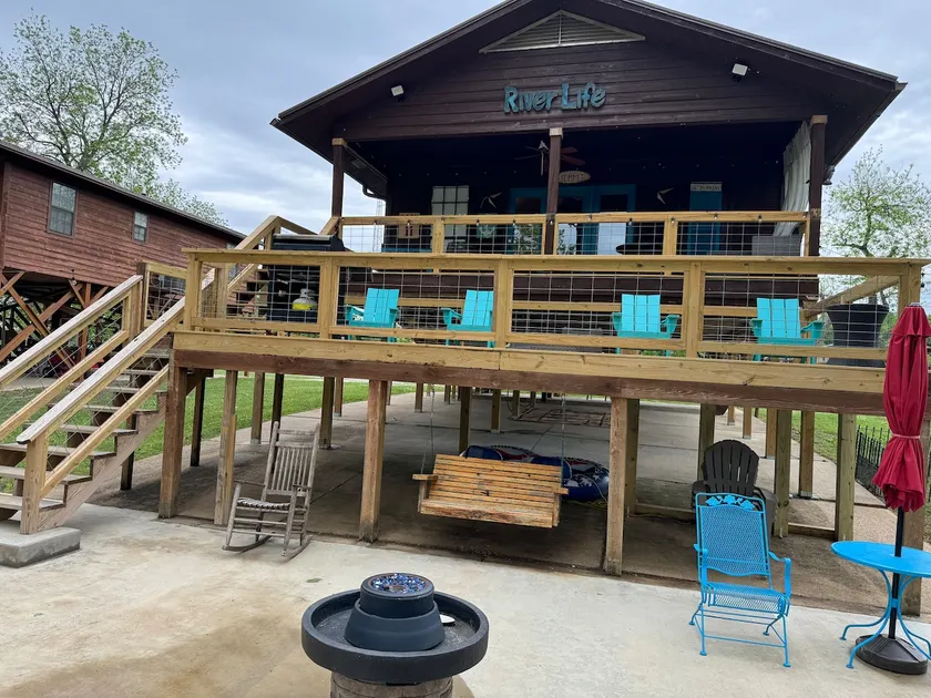 RiverLife- Water Front Cabin - Image 1