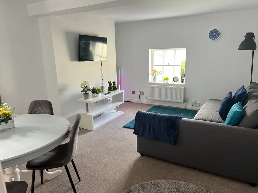 Russel square apartment 3 city - Image 1