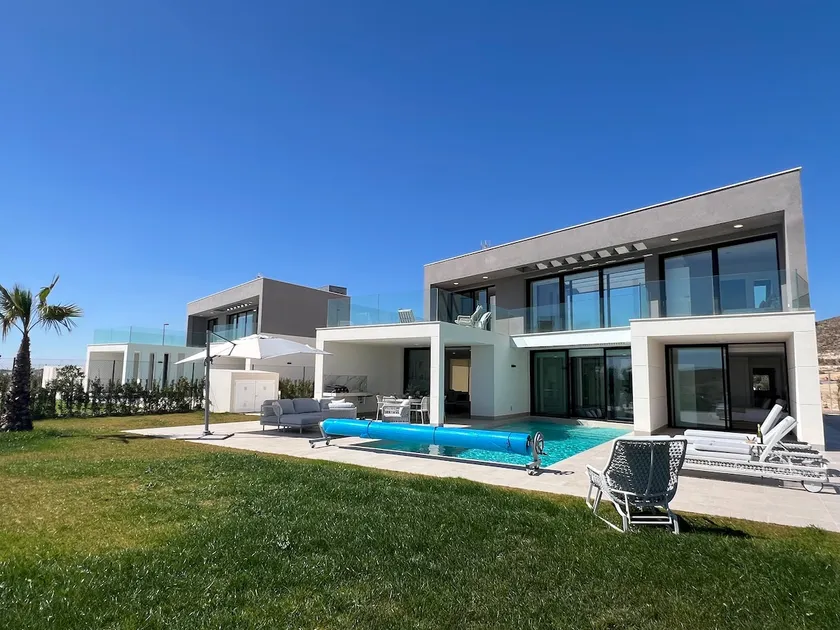 Luxury Villa Aqua 5 st Altaona Golf - Image 1