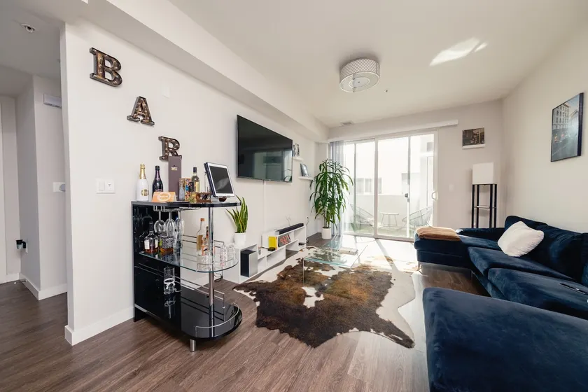 LA Getaway (N. Hollywood) | Private Balcony - Image 1