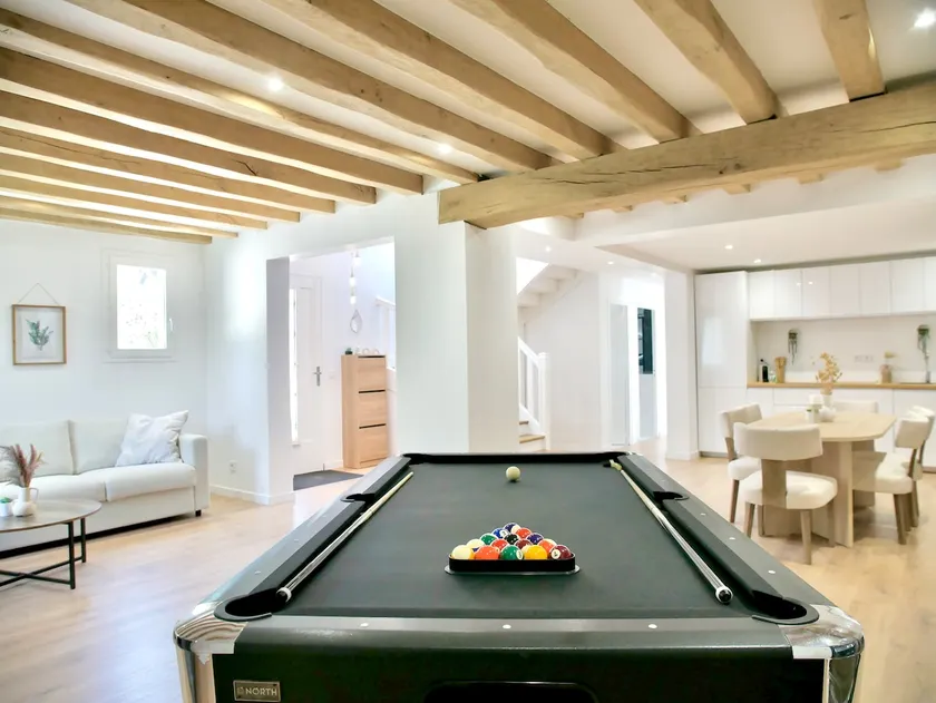 Luxury Villa 1 hour from Paris - Pool, Spa & Sauna - Image 1