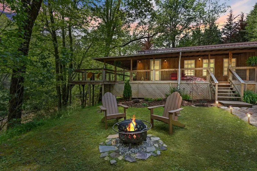 Cozy Wraparound Deck Overlooking Peaceful Creek - Image 1