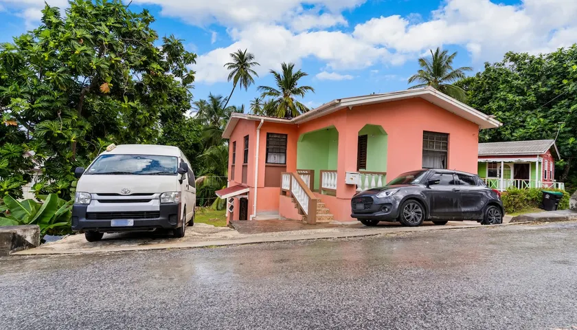 Cozy Bathsheba - Image 1
