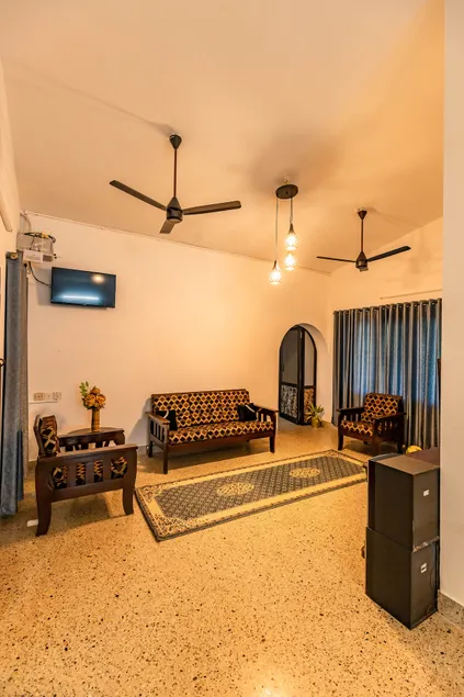 The Rise - Poolside Villa - Image 1