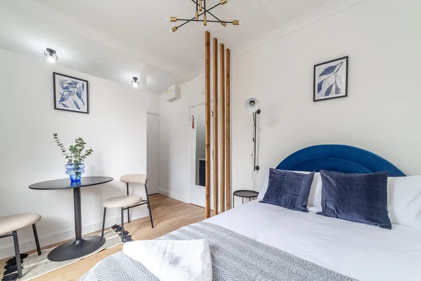 Arte Stays Serviced Apartments Premium Studios, Finsbury Park - Image 1