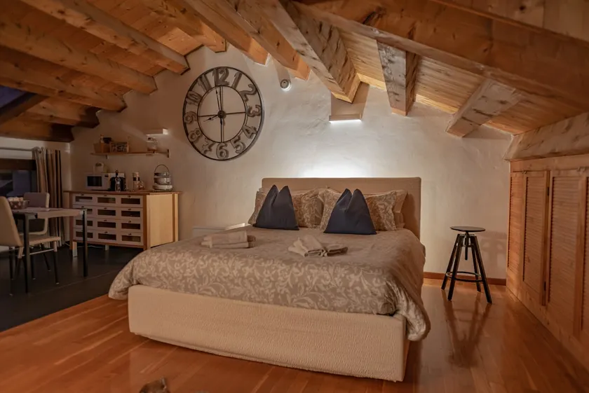 Cà Emo Tower – Attic of the Admiral of Venice - Image 1