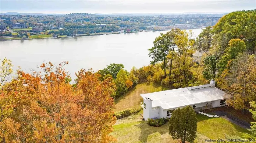 Modern/lux suite on Hudson Riverfront w/views! - Image 1