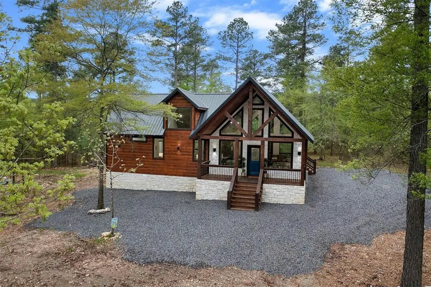 Love on 2 Wheels: Couple’s Cabin - Image 1