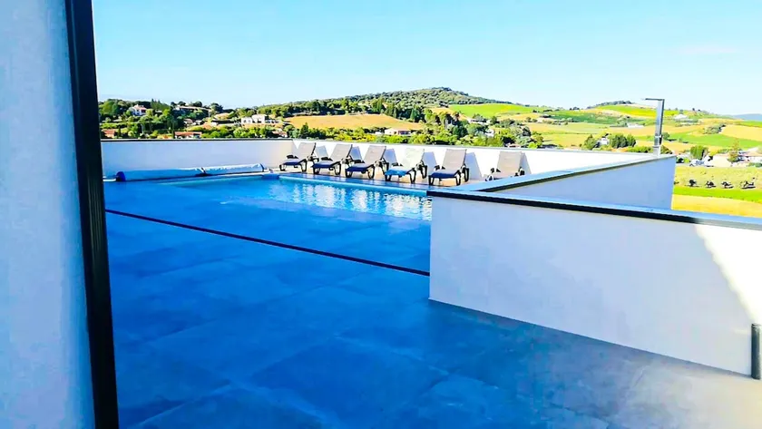 villa with pool and children's playground - Image 1