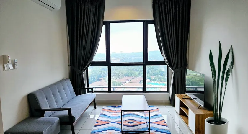 Newly Furnished Home! TrivesHome GM Aeon Port Klang - Image 1