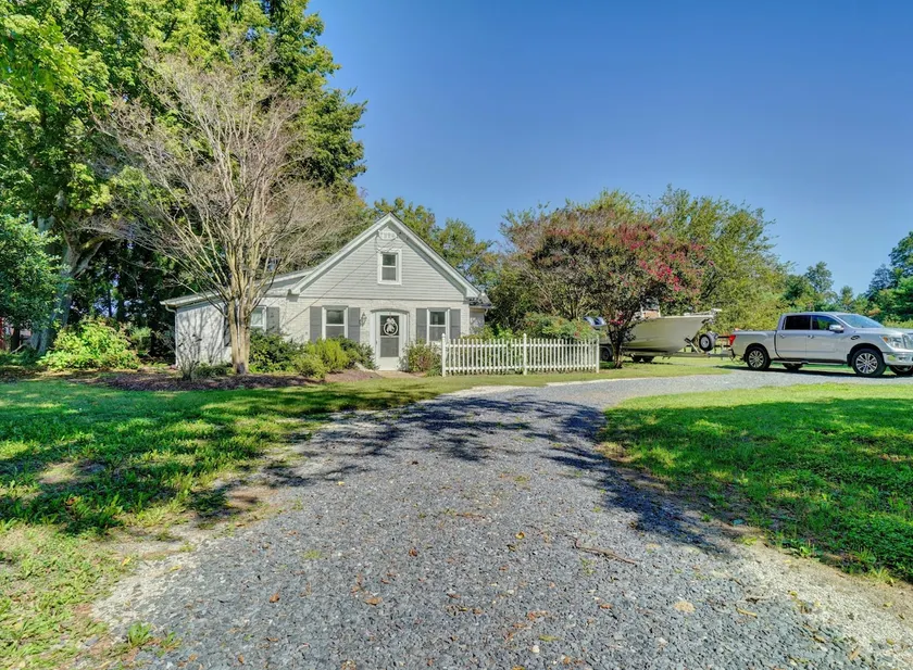 CC Cottage - Image 1