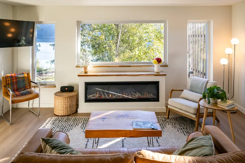 Nelson Lake Suite - Cozy Scenic Getaway - Image 1