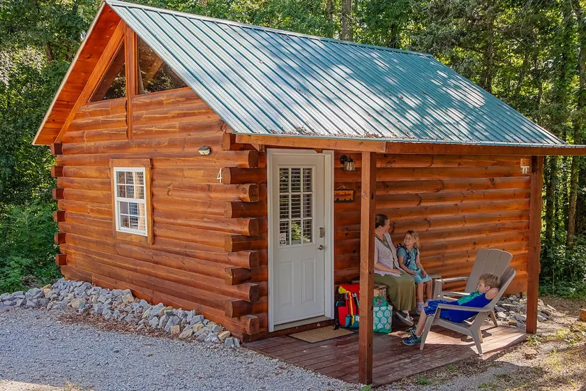 Cabin 4 - Very Romantic, King bed, Full Kitchen - Image 1
