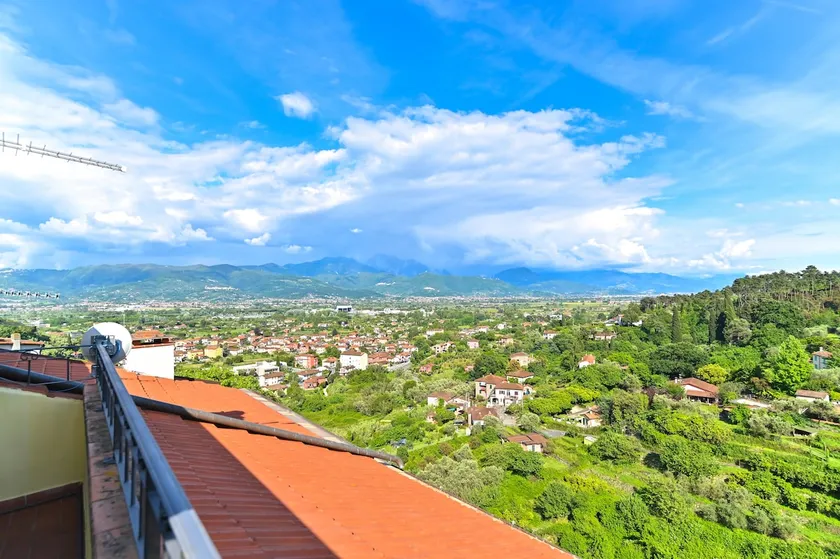 Panoramic Loft | Terrace with Apuan Alps View & A/C - Image 1
