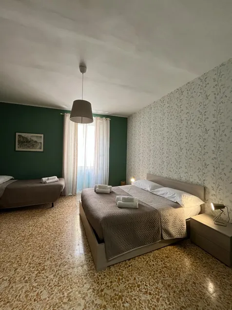 Apartment in the city center - Image 1