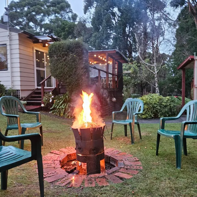 Kestie Av - 2 bed forest & beach - Image 1