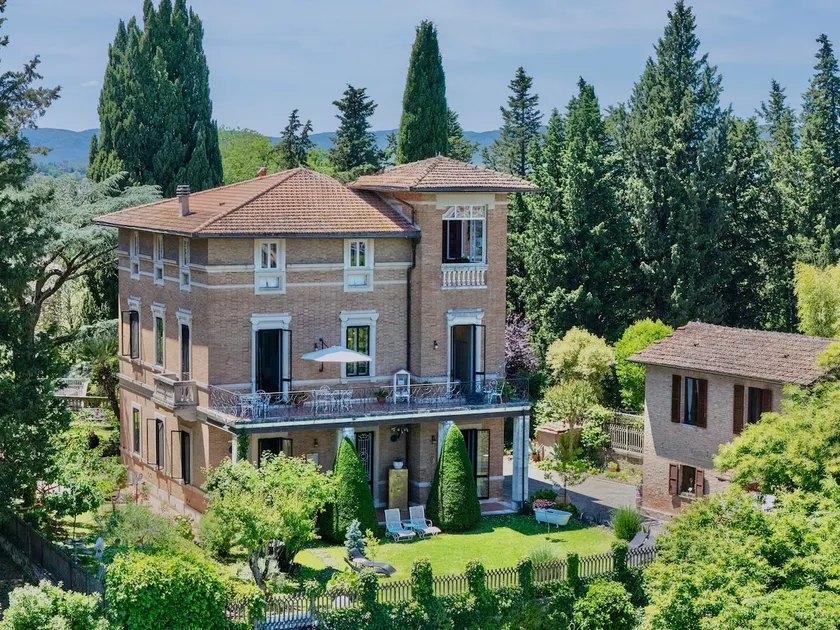 Artemisia | 10 Guests • Panoramic Terrace View - Image 1